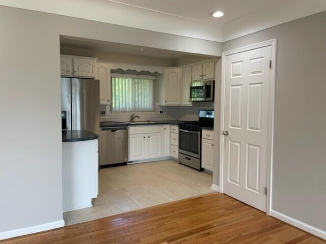 8872 16 1/2 Mile Road Sterling Heights, MI 48312 - Photo 3 of 40 1