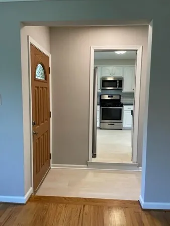 $324,899 | 8872 16 1/2 Mile Road, Sterling Heights, MI 48312