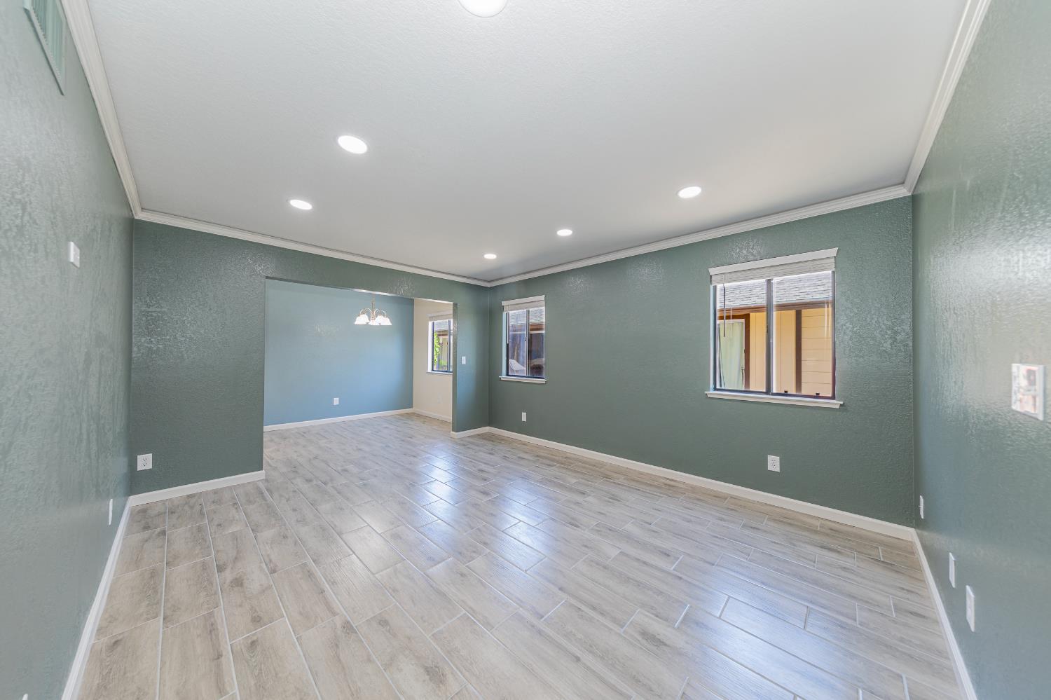 49400 River Park Road, Unit 45 Oakhurst, CA 93644 - Photo 4 of 29