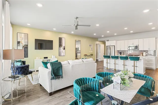 $325,000 | 900 Bartholomew Street, Unit 316, New Orleans, LA 70117