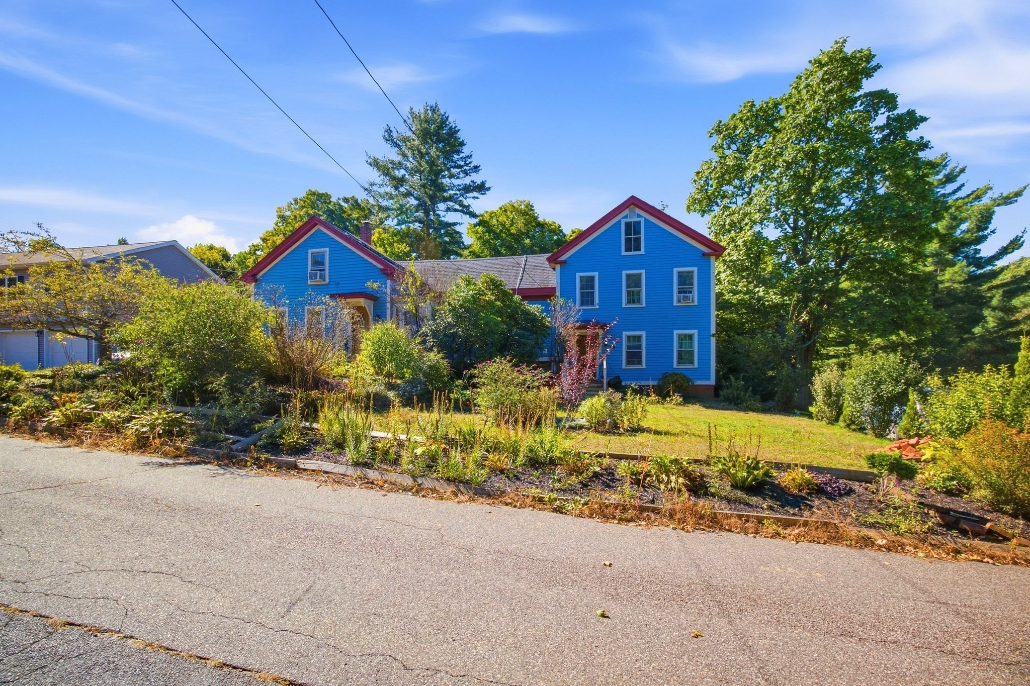 43 Mechanic Street Warren, MA 01083 - Photo 1 of 28 Gallery Image 1