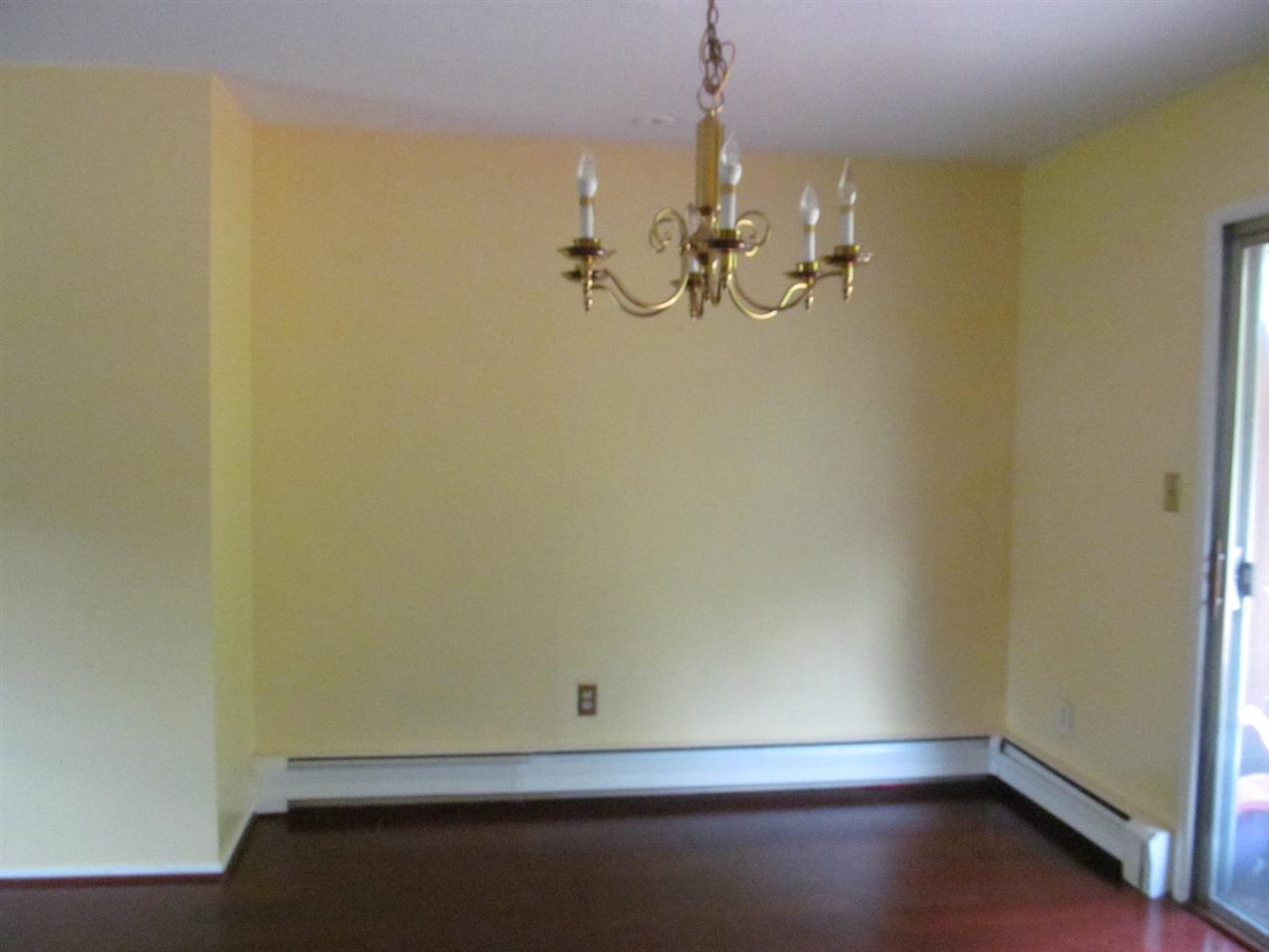 5 Sharon Drive Rutland, VT 05701 - Photo 4 of 16