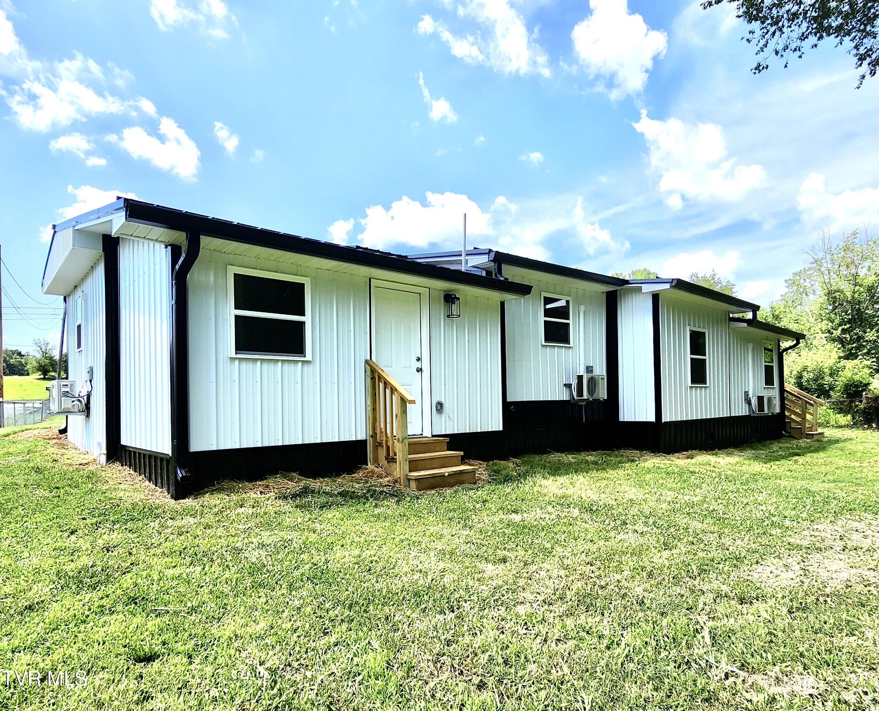 395 Sam Aiken Road Telford, TN 37690 - Photo 2 of 18 IMG_9786