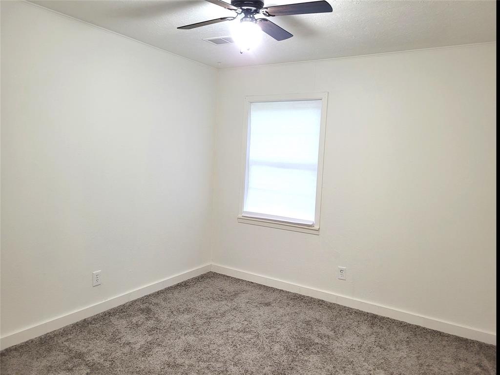 410 22nd Street Southwest Paris, TX 75460 - Photo 28 of 40