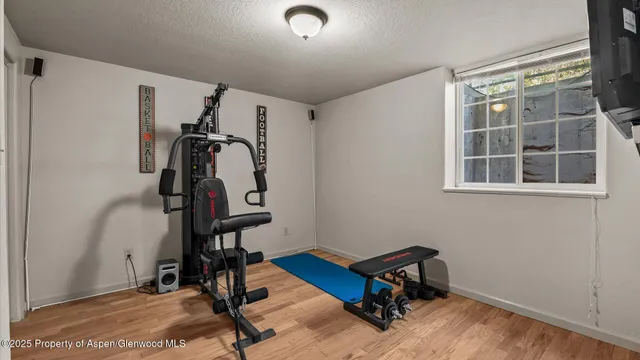 a view of workspace with gym equipment