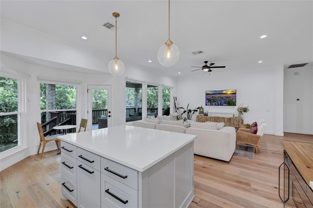 3600 Rip Ford Drive Austin, TX 78732 - Photo 17 of 32 a view of kitchen with breakfast area