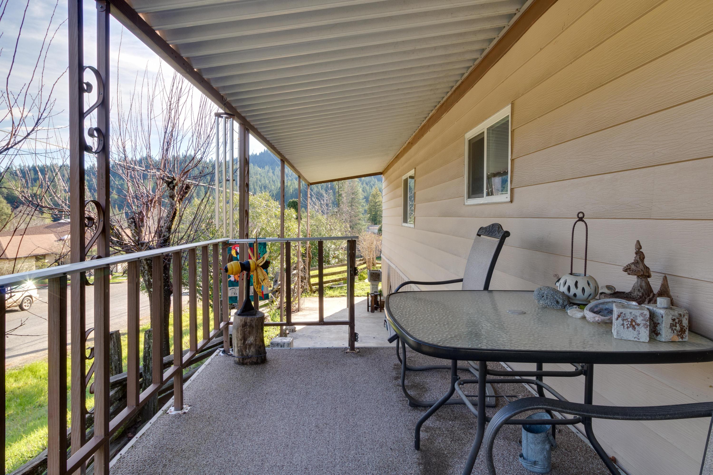 146 West Coast Road, Unit 27 Redway, CA 95560 - Photo 22 of 31