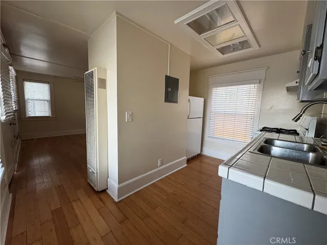 $1,700 | 1743 North Oxford Avenue, Unit B, Pasadena, CA 91104