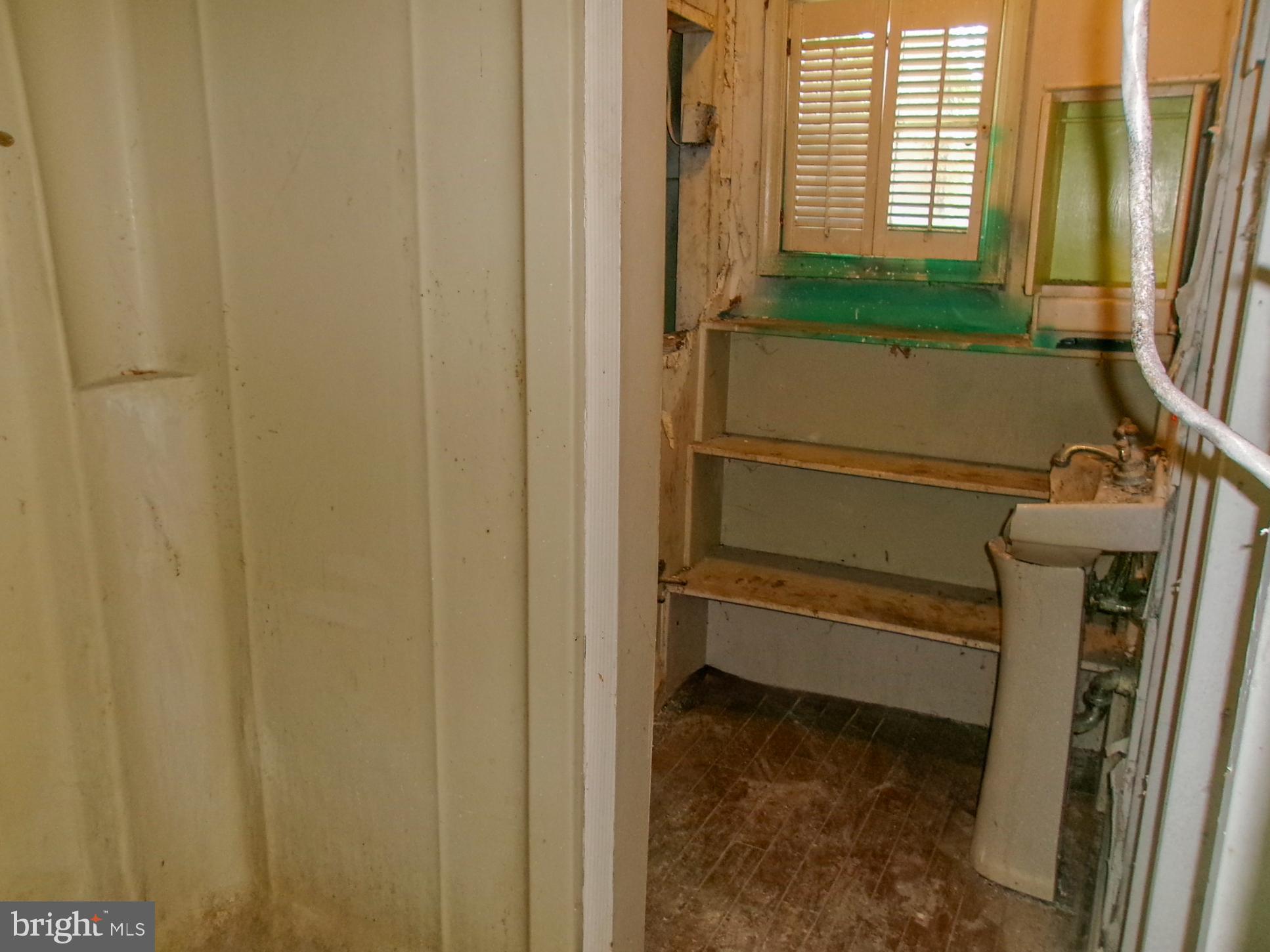 2441 Trevose Road Feasterville-Trevose, PA 19053 - Photo 10 of 22 Primary Bath