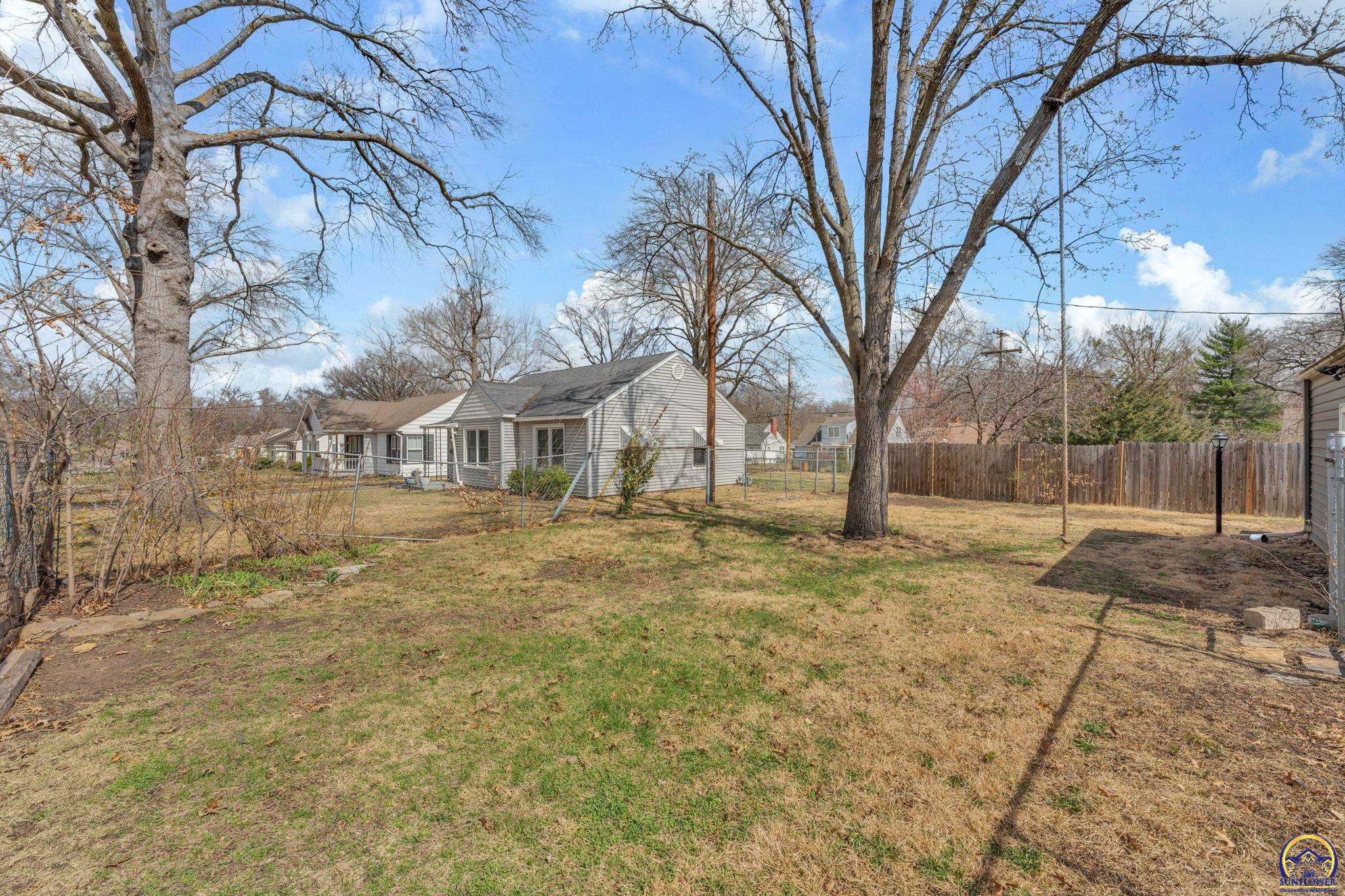 3420 Southwest Huntoon Street Topeka, KS 66604 - Photo 13 of 14