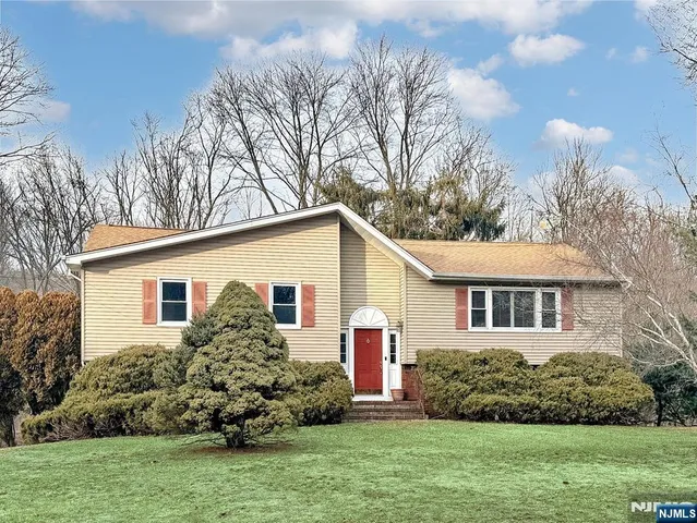 $619,900 | 131 James Drive, Ringwood, NJ 07456