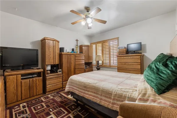 $824,999 | 11028 Spinning Avenue South, Inglewood, CA 90303