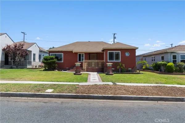 $824,999 | 11028 Spinning Avenue South, Inglewood, CA 90303