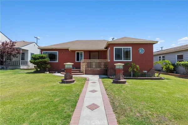 $824,999 | 11028 Spinning Avenue South, Inglewood, CA 90303