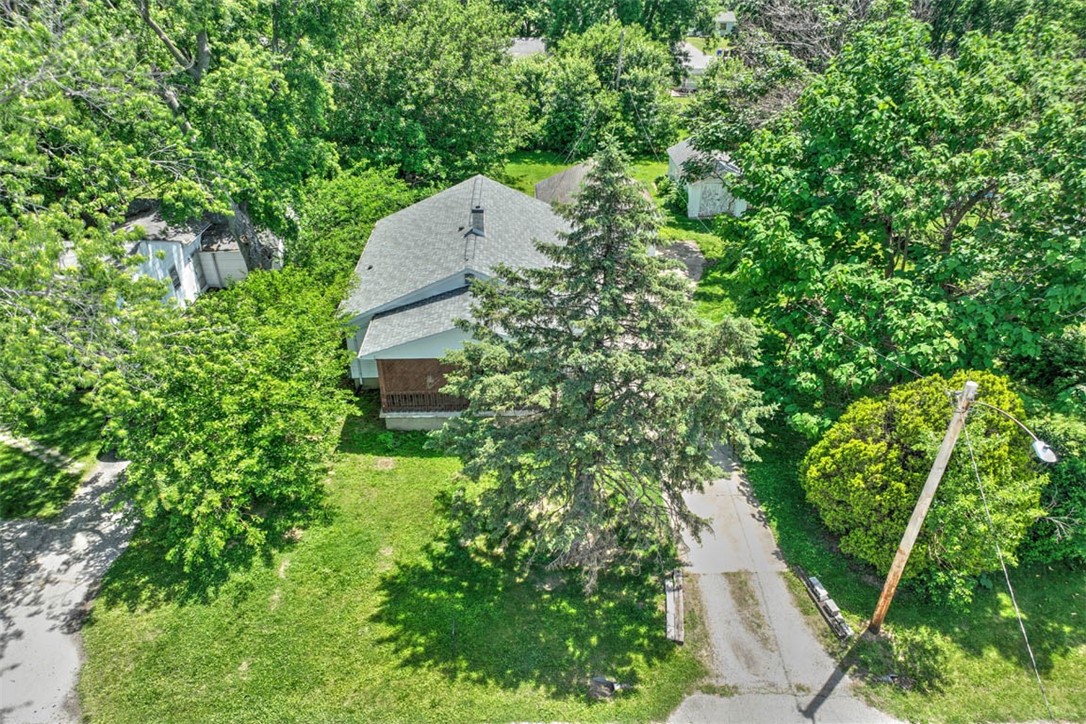 1042 North 33rd Street Decatur, IL 62521 - Photo 2 of 31