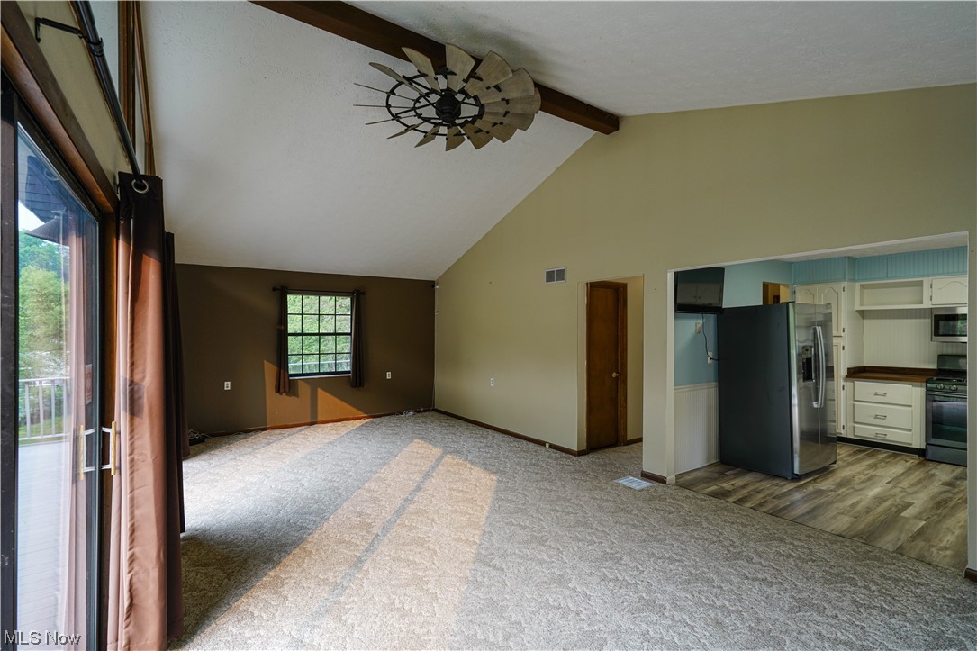 3187 Glendale Road Cairo, WV 26337 - Photo 15 of 31 Great room