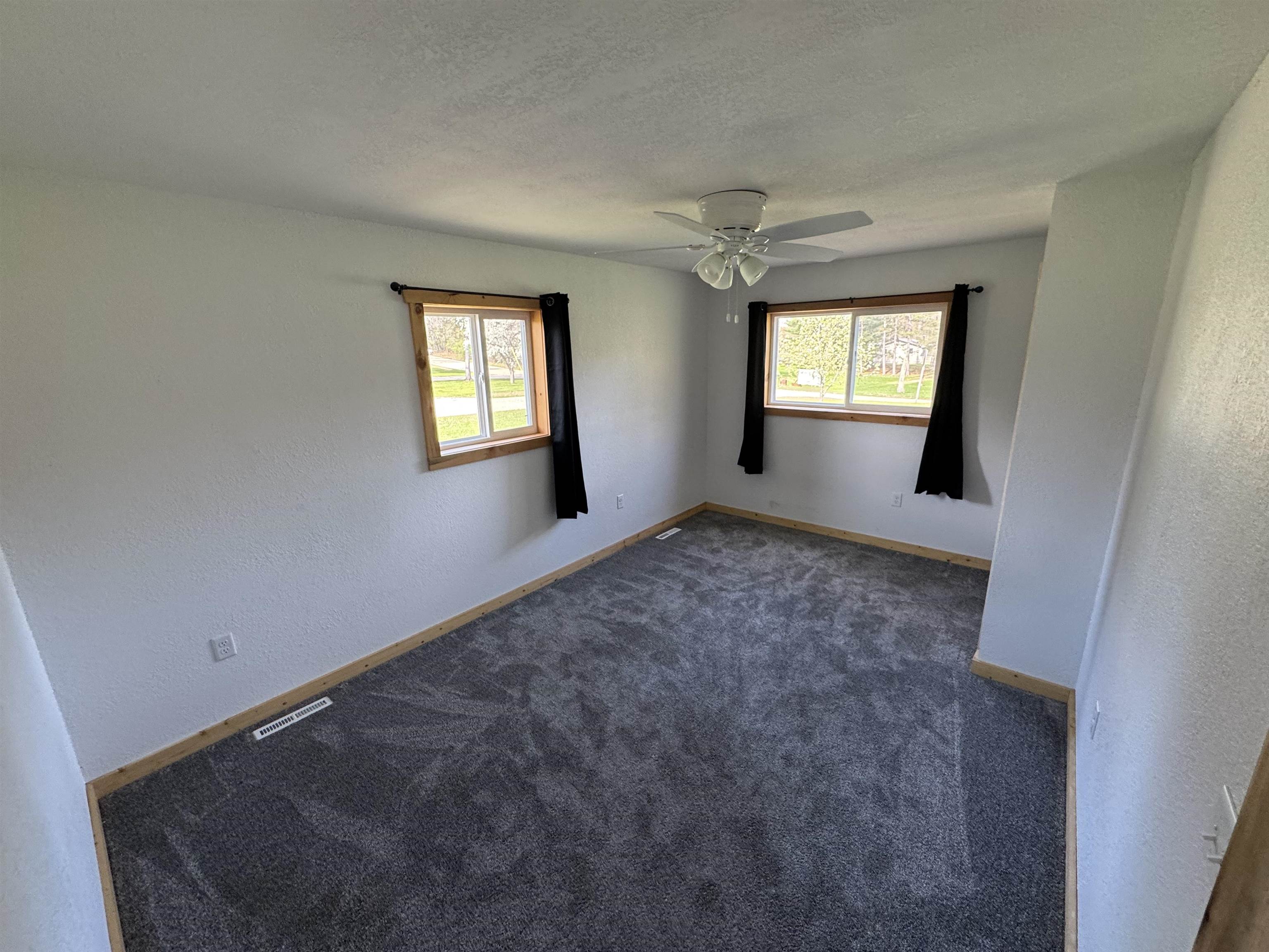 W6205 South S Montello, WI 53949 - Photo 9 of 18