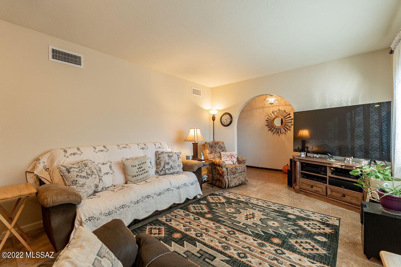 7635 South Pistol Hill Road Vail, AZ 85641 - Photo 9 of 50 Gallery Image 9