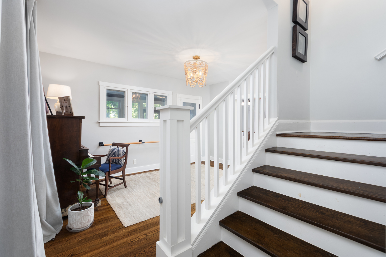 105 South Wright Street Naperville, IL 60540 - Photo 12 of 47 a view of entryway and workspace
