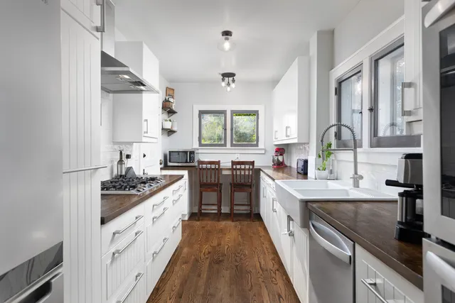 $799,000 | 105 South Wright Street, Naperville, IL 60540