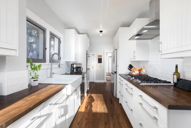 $799,000 | 105 South Wright Street, Naperville, IL 60540