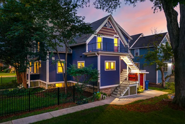 $799,000 | 105 South Wright Street, Naperville, IL 60540