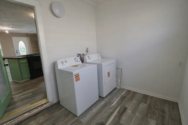 $2,000 | 642 5th Street, Dickinson, TX 77539