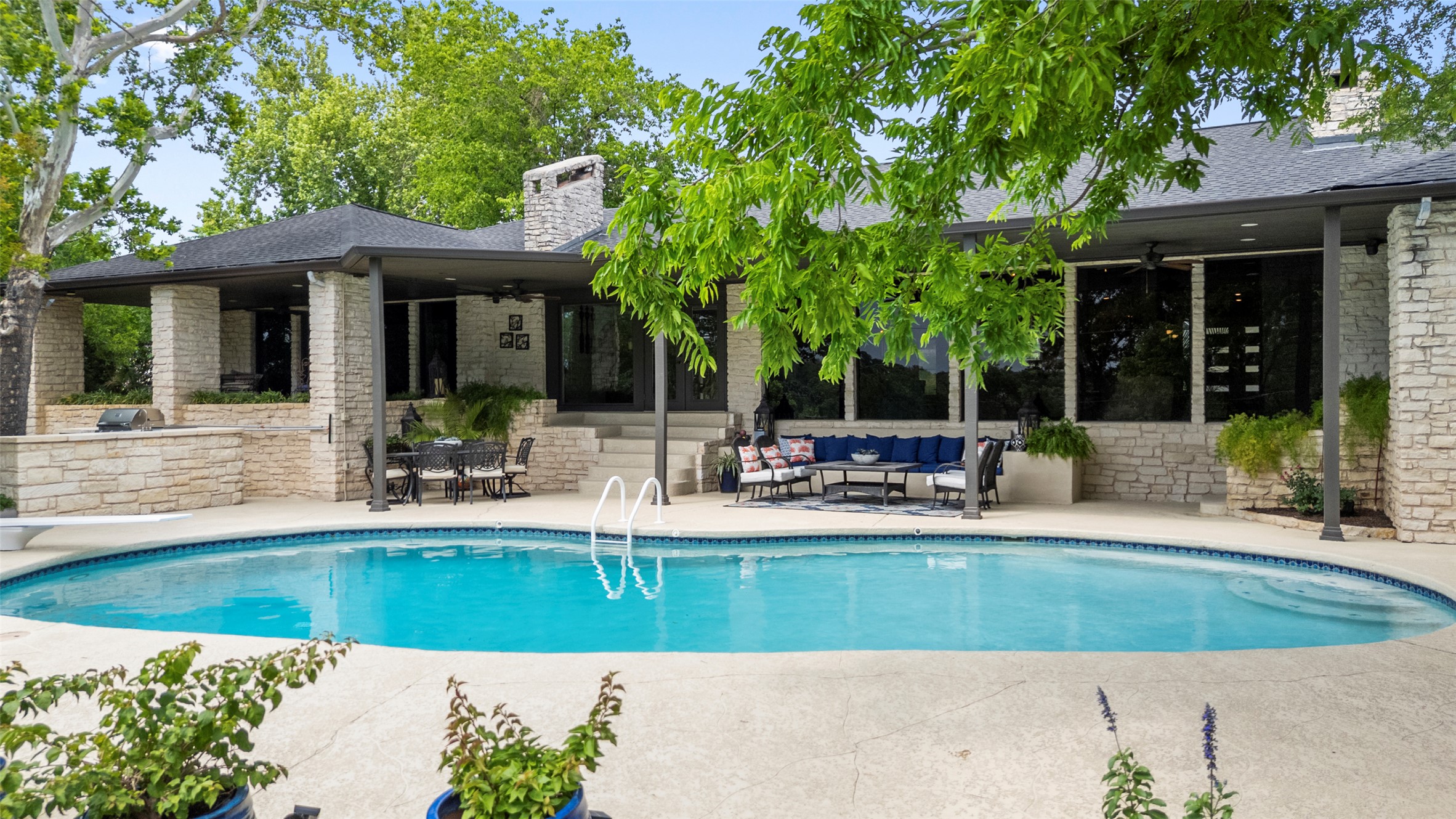 2924 Gabriel View Drive Georgetown, TX 78628 - Photo 28 of 34 a view of a house with swimming pool and sitting area