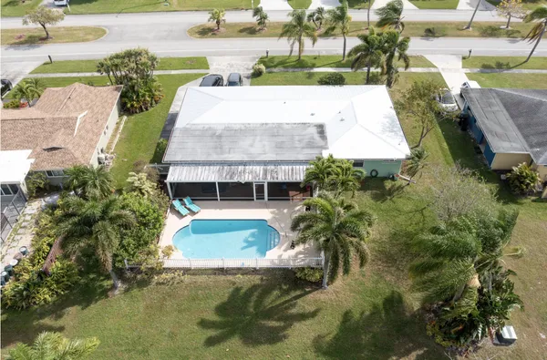 $3,200 | 1514 Southeast Westmoreland Boulevard, Port St. Lucie, FL 34952