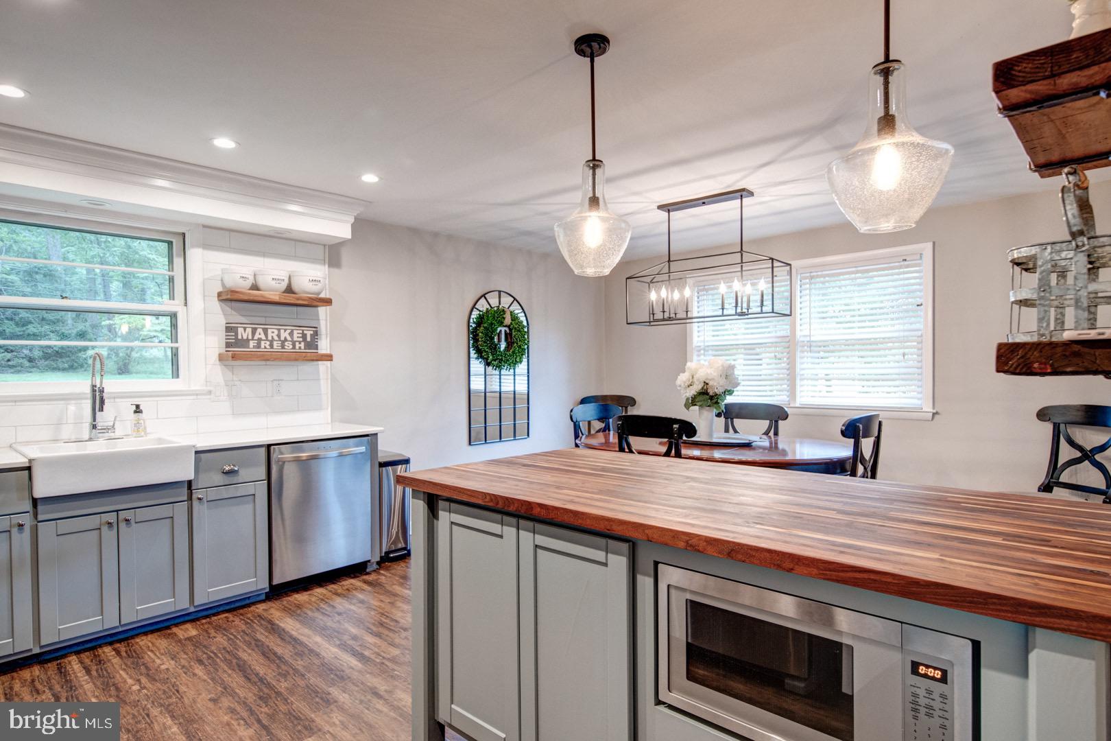 696 Mallard Road Wayne, PA 19087 - Photo 14 of 23 Gourmet Kitchen & Island with seating