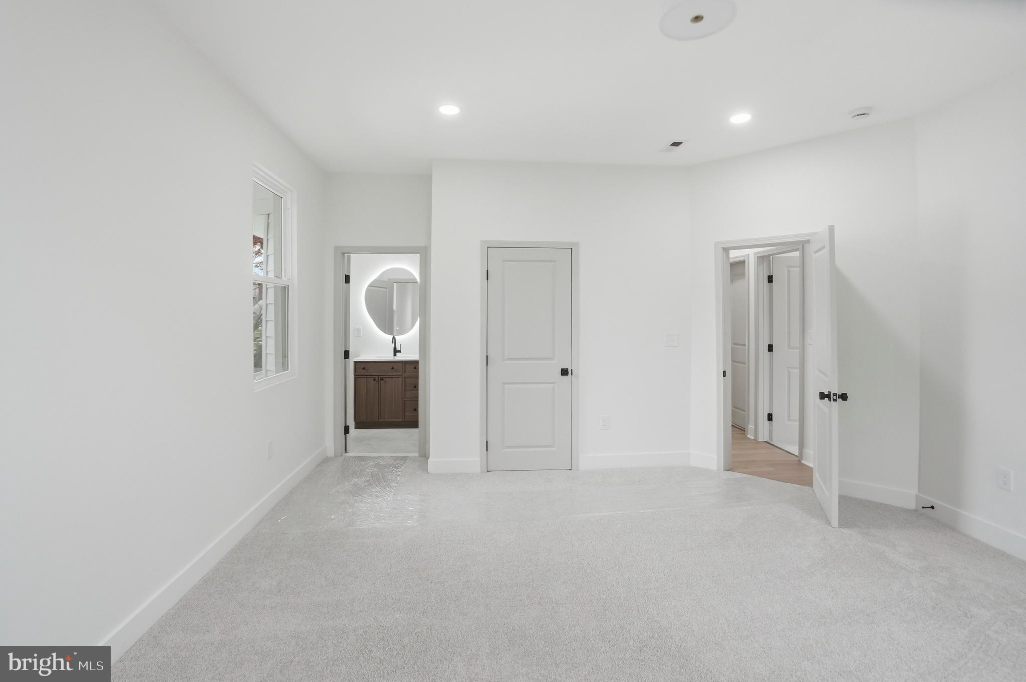 3806 Dorchester Road Baltimore, MD 21215 - Photo 33 of 55 En-Suite #2