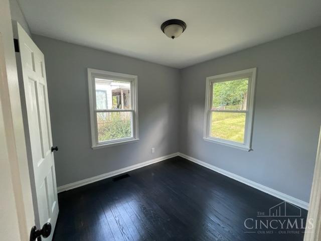 6304 Stewart Road Silverton, OH 45227 - Photo 9 of 16