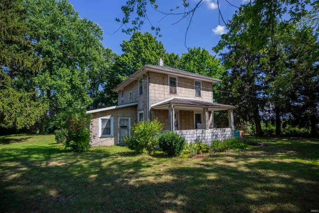 $189,900 | 57860 Crumstown Highway, South Bend, IN 46619