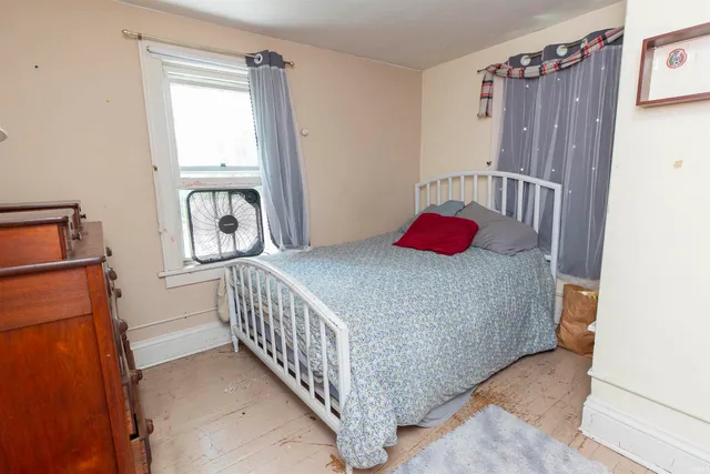 $189,900 | 57860 Crumstown Highway, South Bend, IN 46619