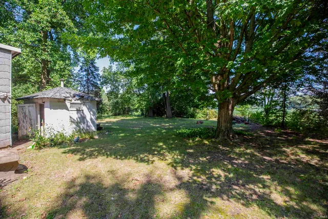 $189,900 | 57860 Crumstown Highway, South Bend, IN 46619