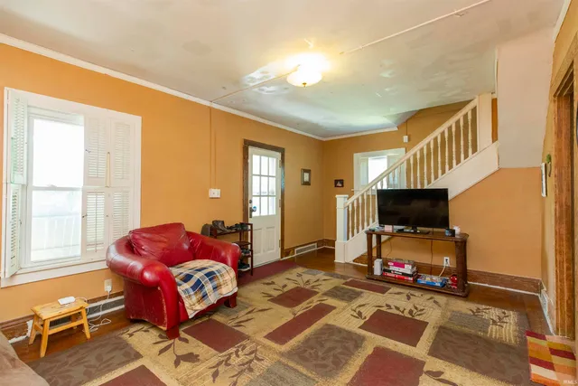 $189,900 | 57860 Crumstown Highway, South Bend, IN 46619