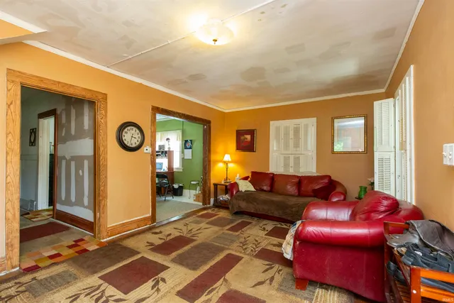 $189,900 | 57860 Crumstown Highway, South Bend, IN 46619