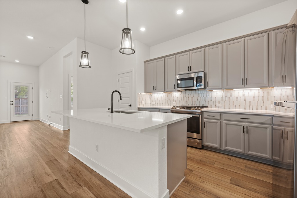 133 Rocking R Court Georgetown, TX 78633 - Photo 11 of 30