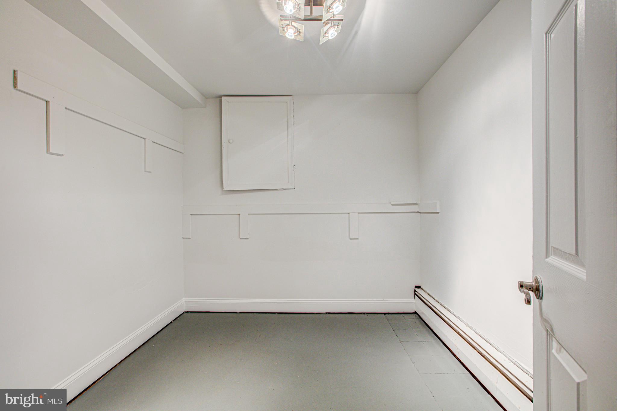 8410 Adelphi Road Hyattsville, MD 20783 - Photo 29 of 37 Gallery Image 29