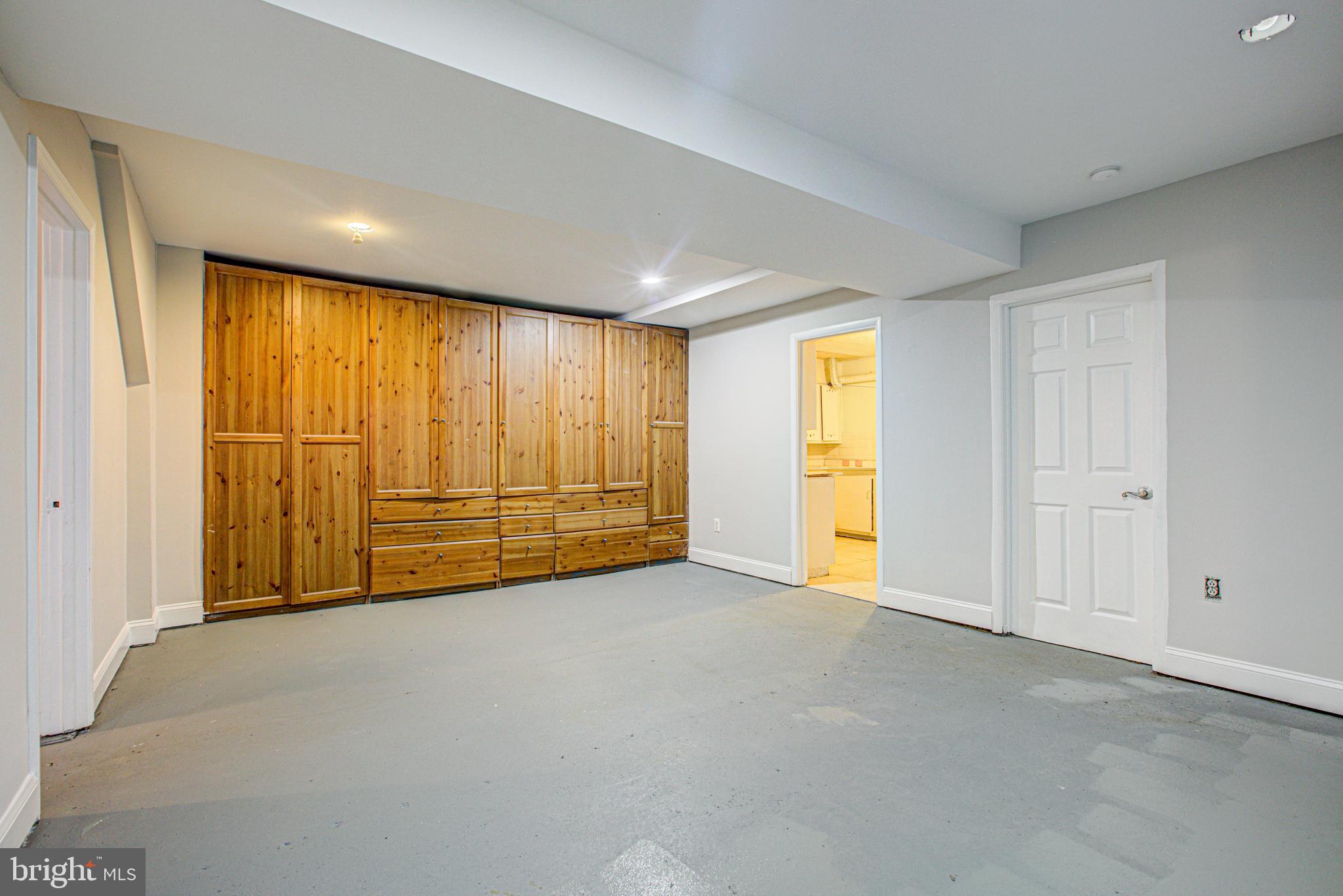 8410 Adelphi Road Hyattsville, MD 20783 - Photo 32 of 37 Gallery Image 32