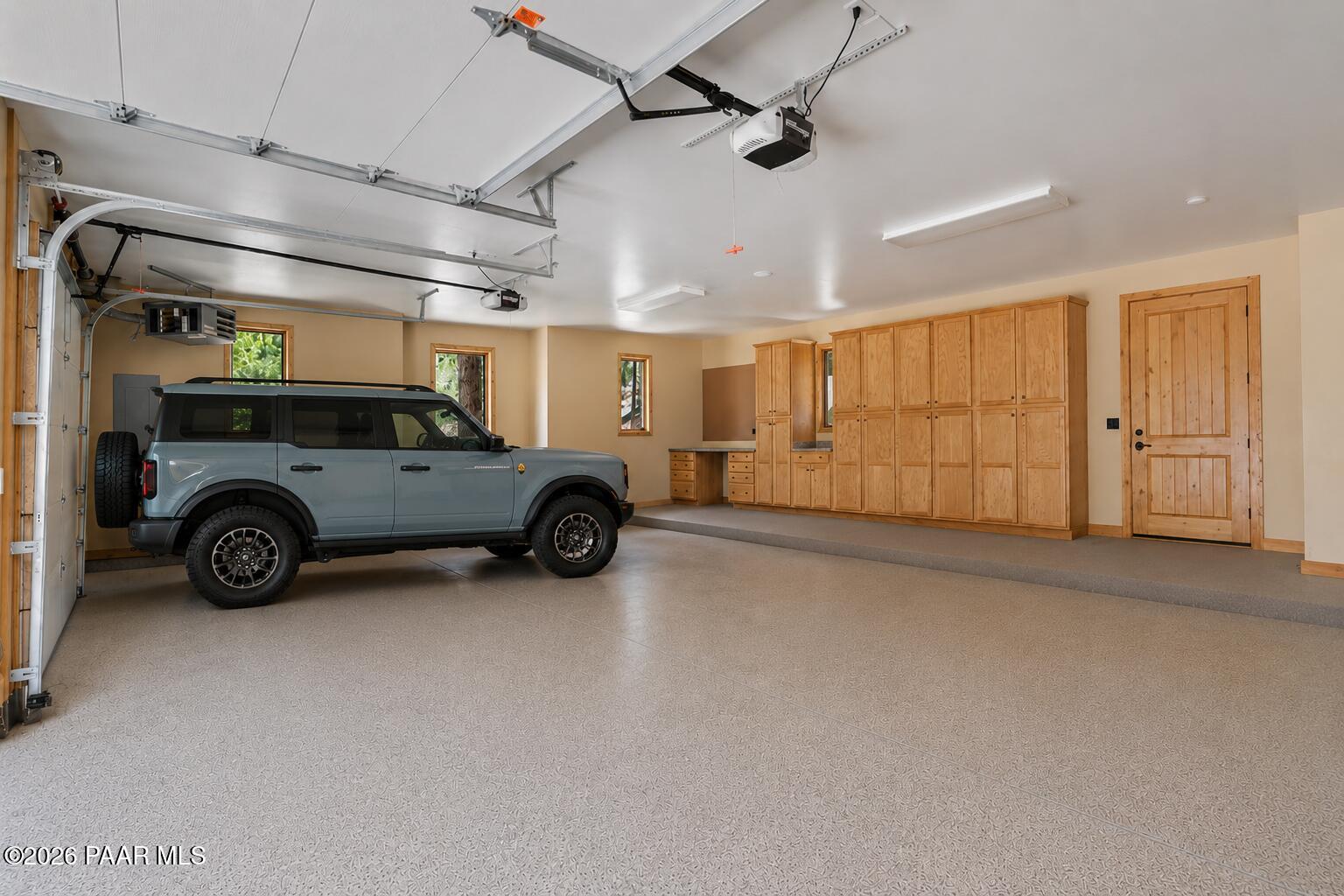5140 East Charcoal Kiln Road Prescott, AZ 86303 - Photo 89 of 140 90-Garage Interior DC VS