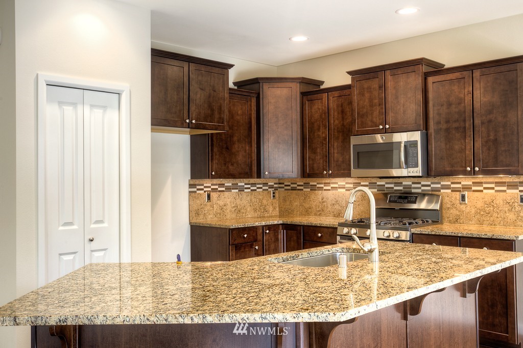 16323 Southeast 139th Place, Unit LOT19 Renton, WA 98059 - Photo 3 of 17 Gallery Image 3