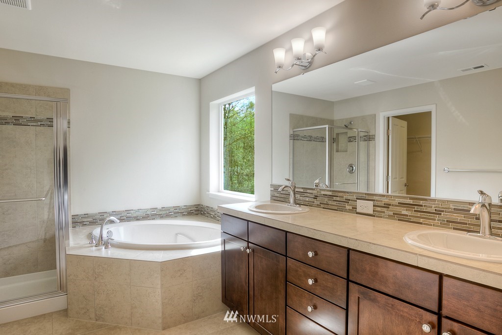 16323 Southeast 139th Place, Unit LOT19 Renton, WA 98059 - Photo 8 of 17 Gallery Image 8