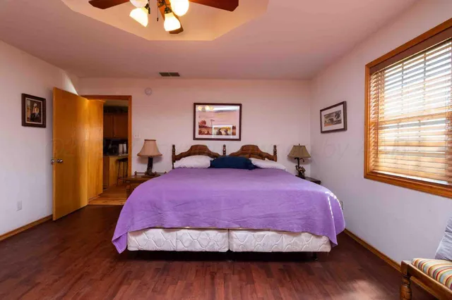 $5,839,250 | Reeves Ranch, Memphis, TX 79245