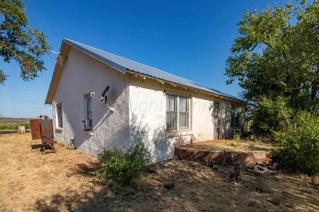 $5,839,250 | Reeves Ranch, Memphis, TX 79245