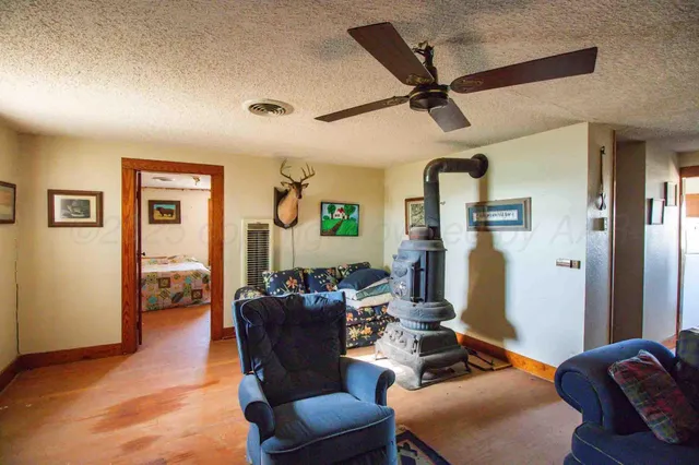 $5,839,250 | Reeves Ranch, Memphis, TX 79245