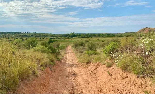 $5,839,250 | Reeves Ranch, Memphis, TX 79245