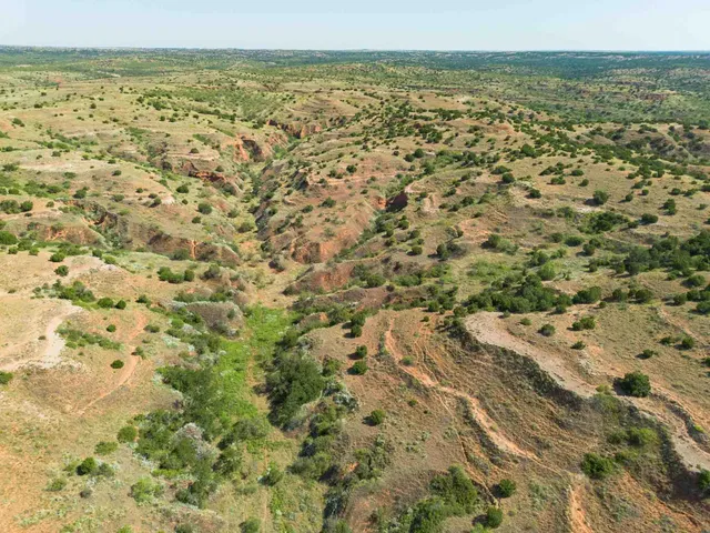 $5,839,250 | Reeves Ranch, Memphis, TX 79245