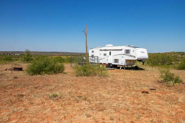 $5,839,250 | Reeves Ranch, Memphis, TX 79245