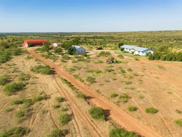 $5,839,250 | Reeves Ranch, Memphis, TX 79245